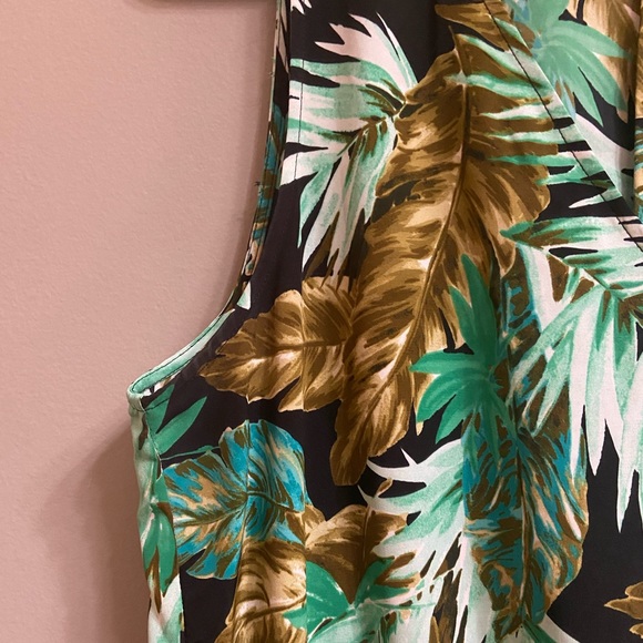 Lauren Ralph Lauren Palm Fronds Tropical Print Jumpsuit, Size 14 - Picture 8 of 16